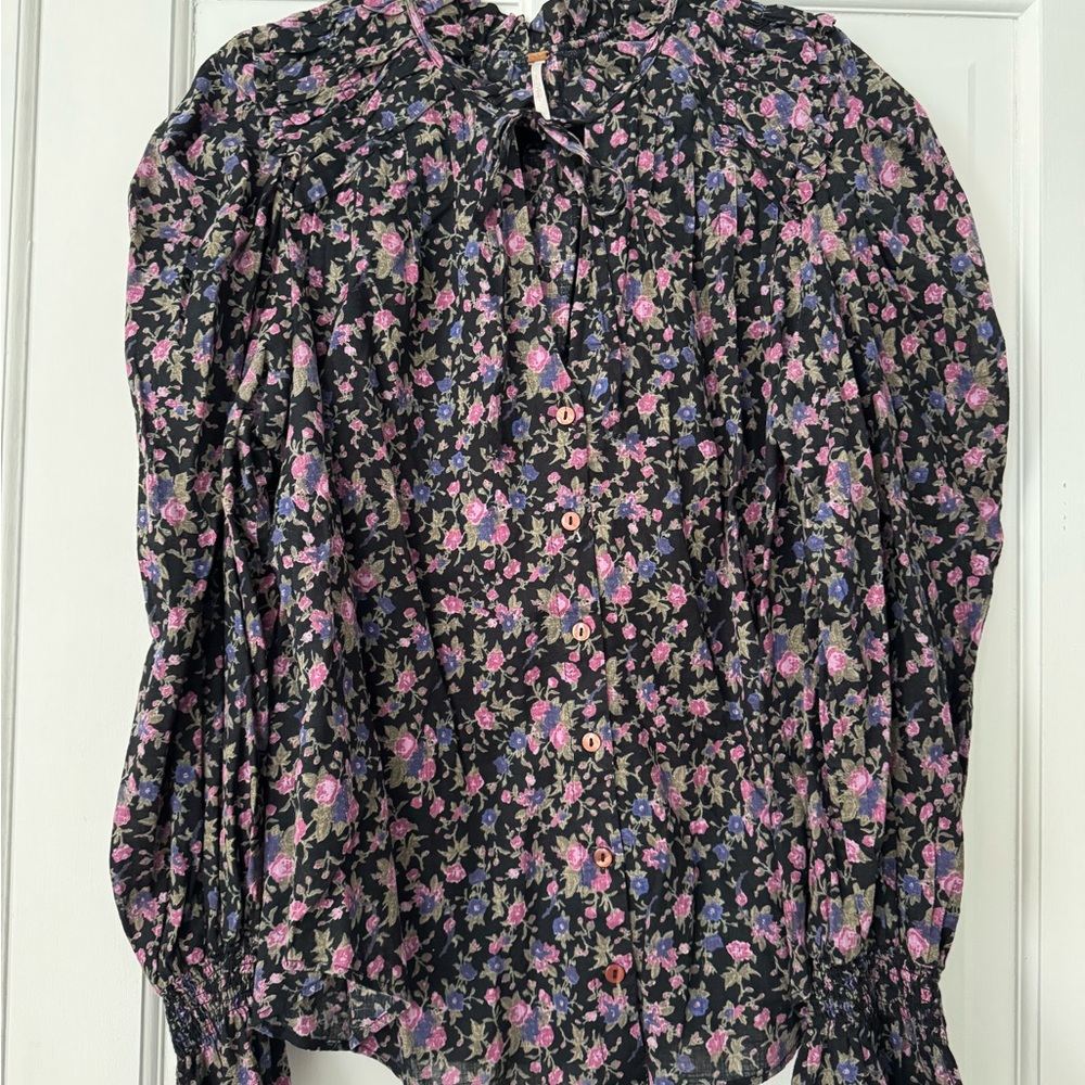 Floral Black Blouse
